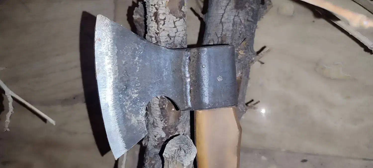 تبری بی همتا خوش دست محکم وتیز و بی نظیر|ابزارآلات|اردبیل, |دیوار