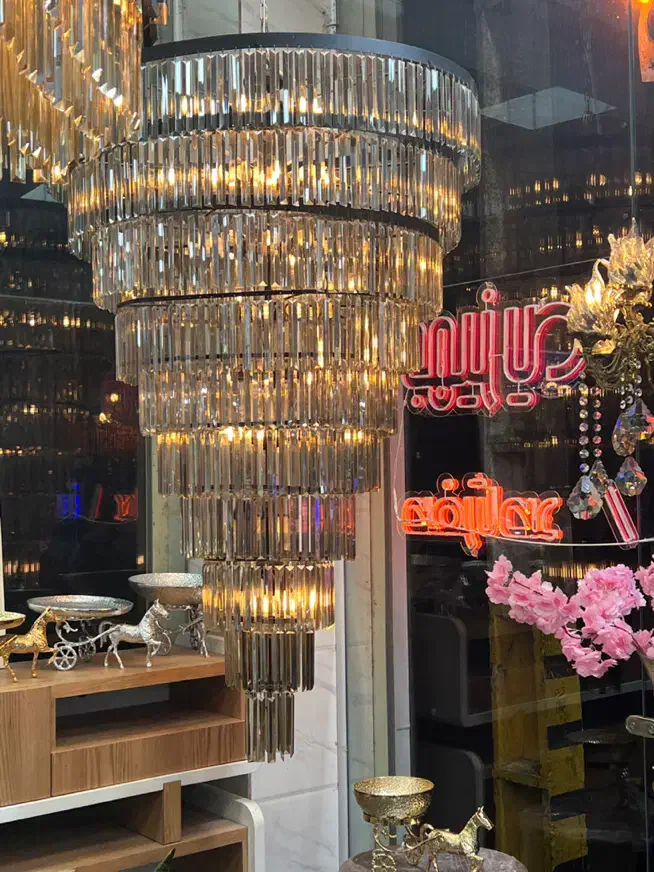 لوستر|لوستر و چراغ آویز|رشت, دروازه لاکان|دیوار