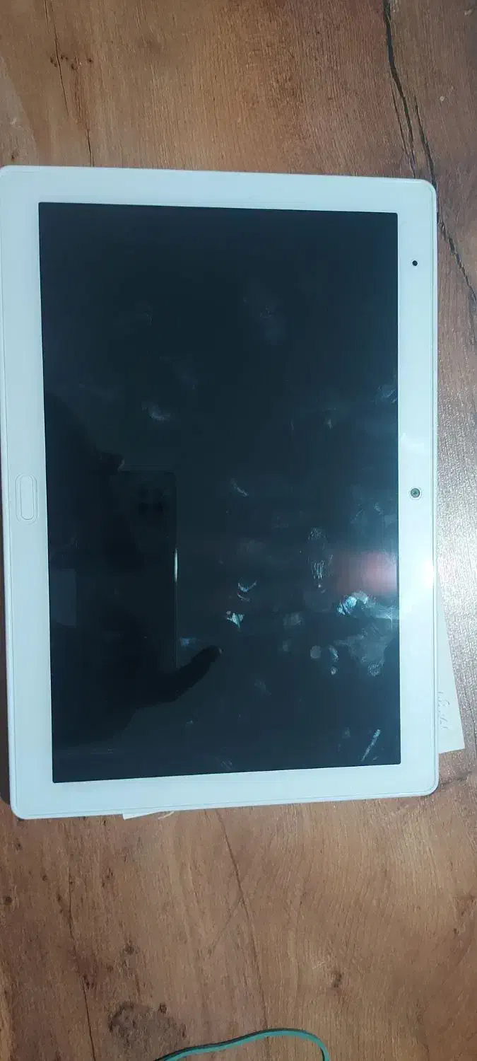 تبلت|تبلت|بوئین زهرا, |دیوار