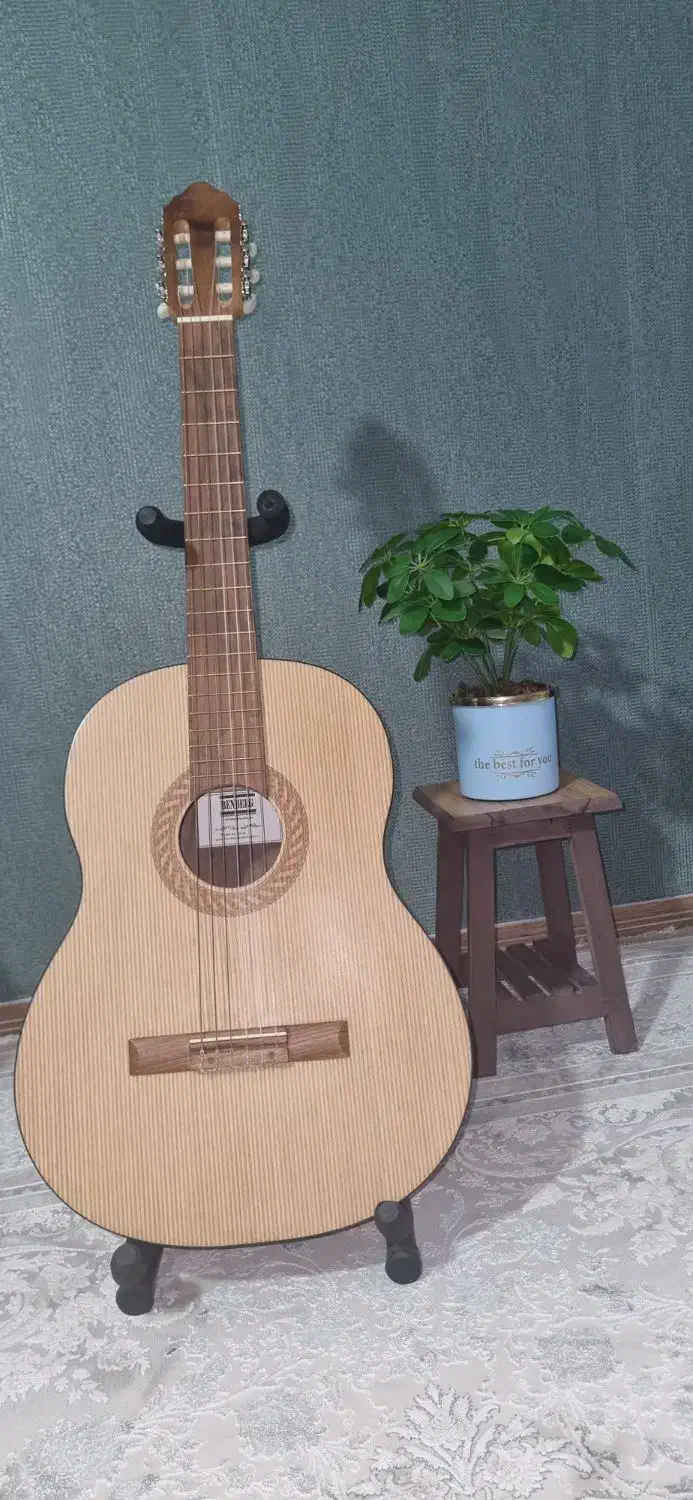 گیتار بنبرگ|گیتار، بیس، امپلیفایر|ابهر, |دیوار