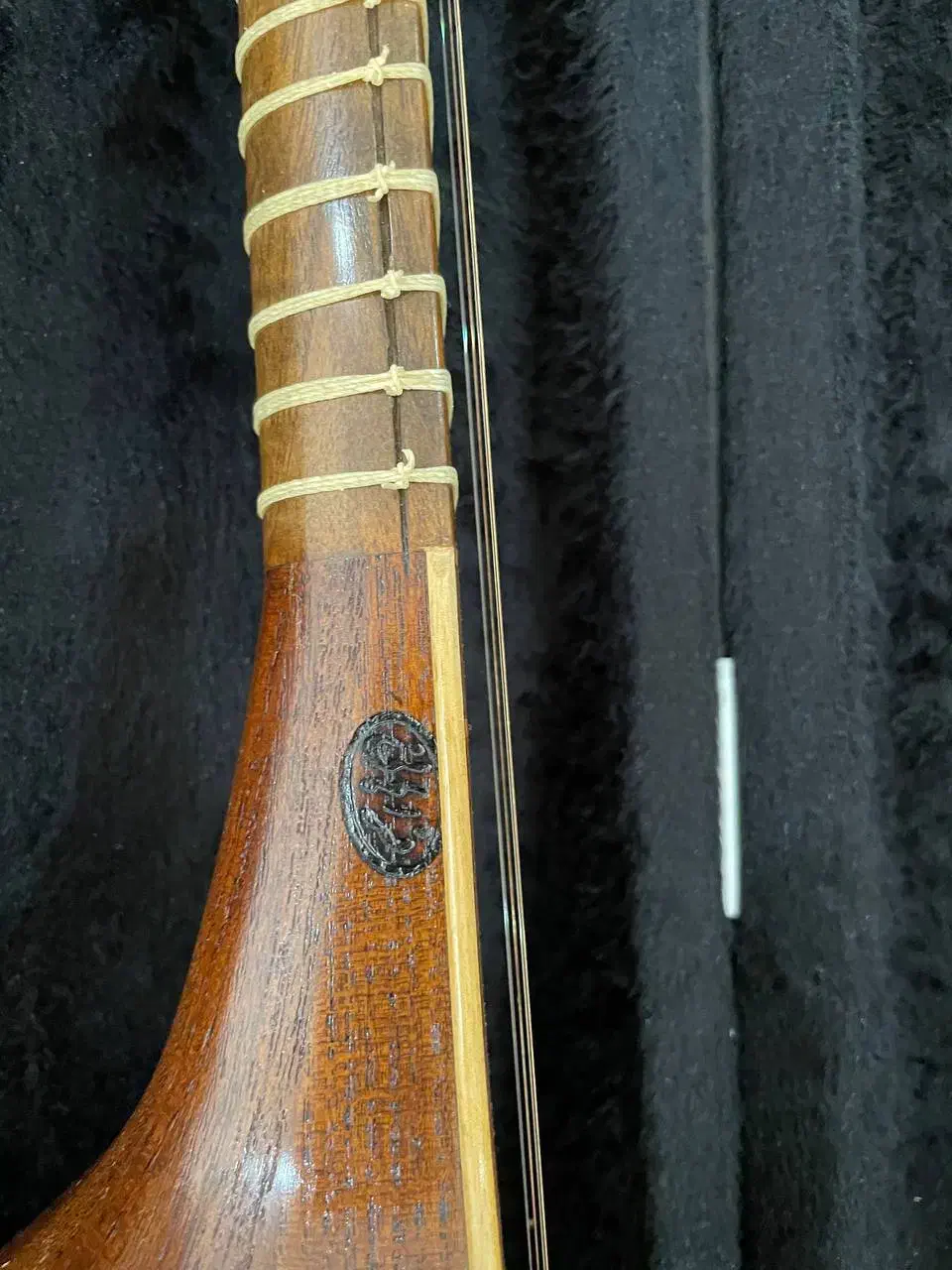 سه تار|سازهای سنتی|مشهد, باغون آباد|دیوار