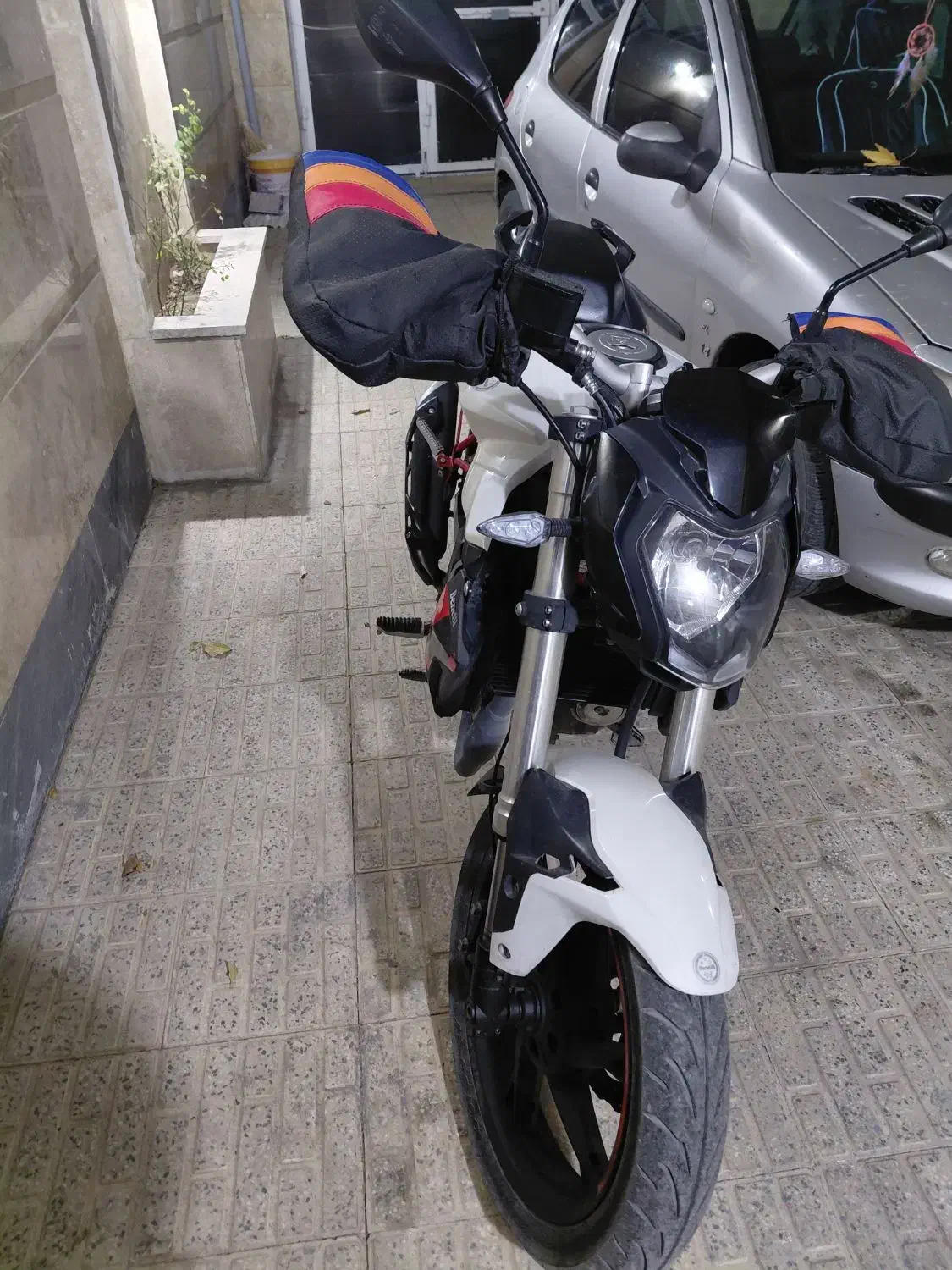 بنلی ۱۴۰۱ سالم و  کم کارکرد|موتورسیکلت|خمین, |دیوار