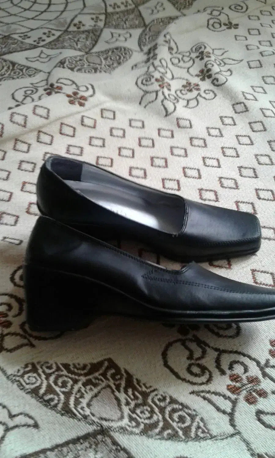 کفش وکاپشن|کیف، کفش، کمربند|خرم‌آباد, |دیوار