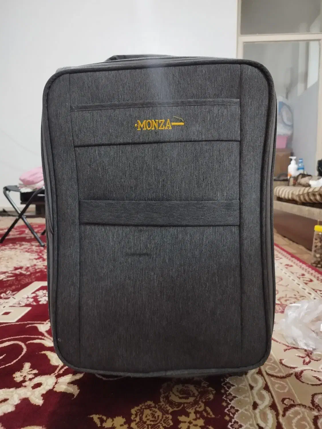 چمدان سایز کوچک|کیف، کفش، کمربند|شاهین‌شهر, شهرک گلدیس|دیوار