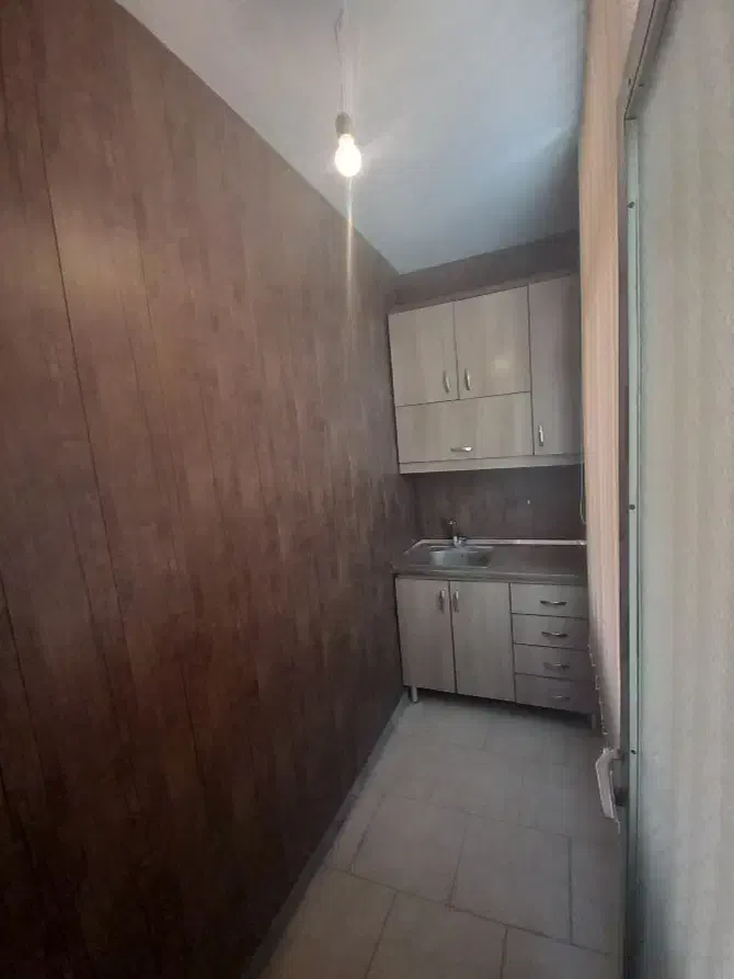 رهن و اجاره اداری سه خواب دانشگاه (املاک وزرا)|اجارهٔ دفتر کار، اتاق اداری، مطب|قزوین, |دیوار