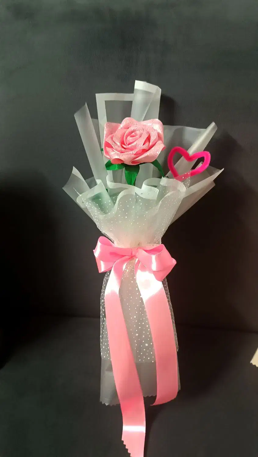 به مناسبت روز مادر تخفیف داریم|گل مصنوعی|قزوین, |دیوار