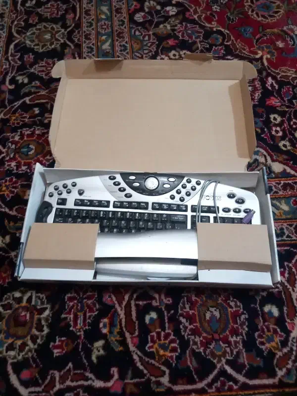 کیبرد|قطعات و لوازم جانبی رایانه|کرج, چمن|دیوار