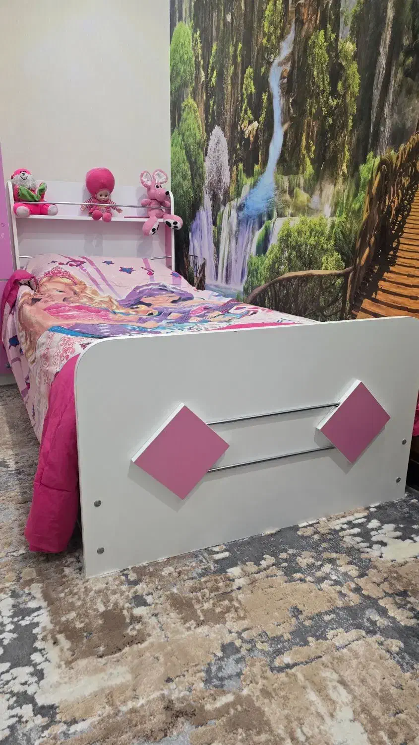 سرویس تخت خواب و ویترین|تخت و سرویس خواب|قم, باجک دو|دیوار