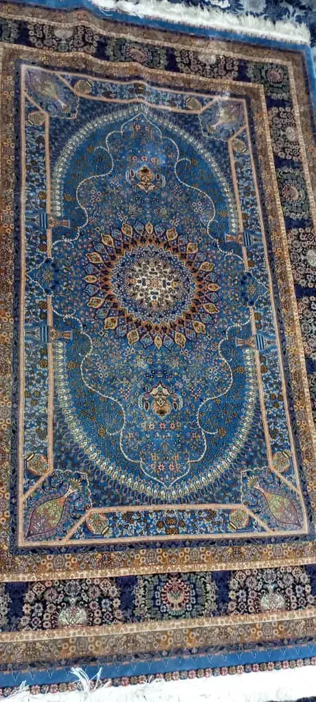 فرش ابریشمی  ۱.۵متری|فرش|تهران, حکمت|دیوار