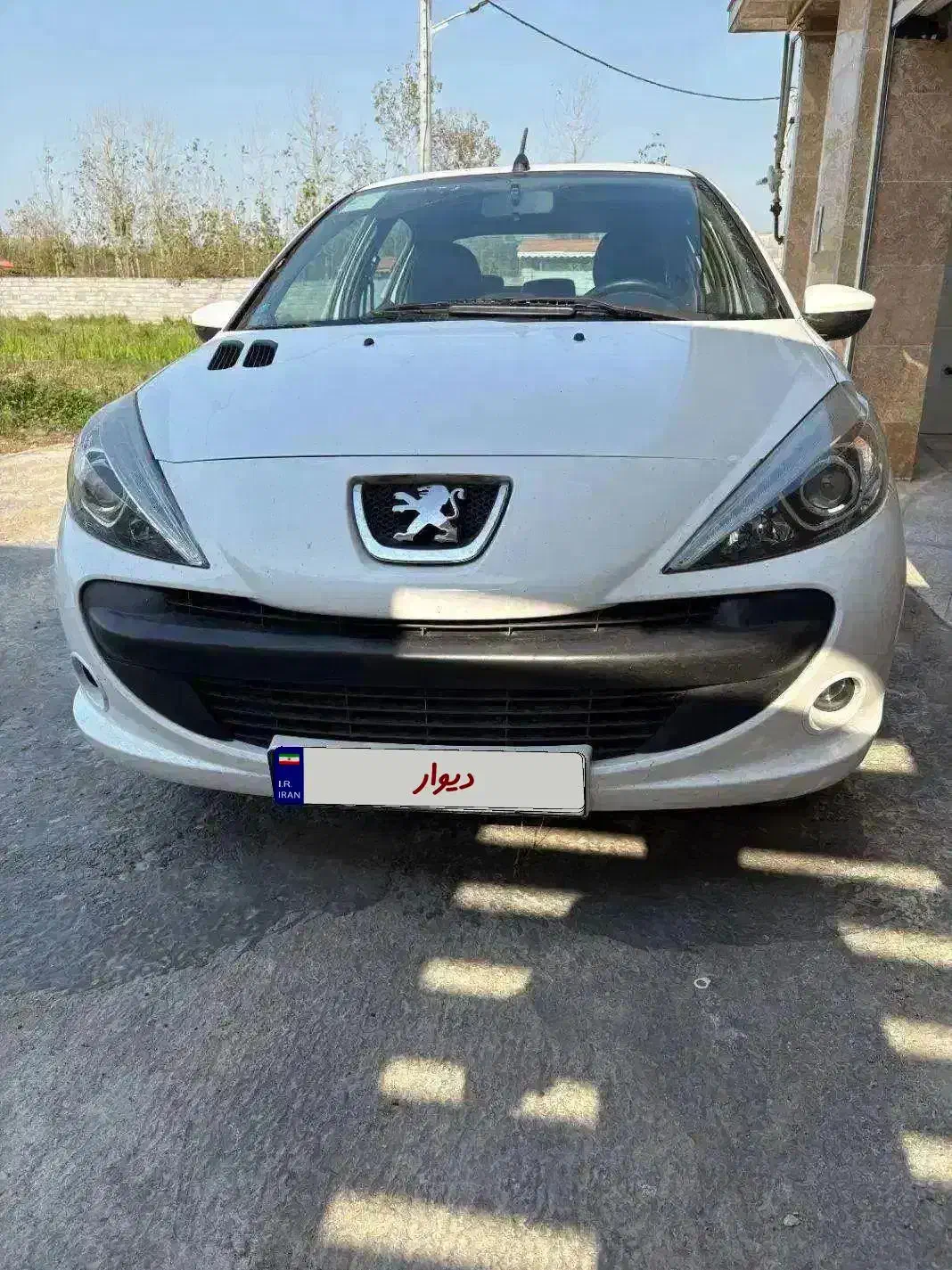 207سقف فلز1400|خودرو سواری و وانت|رشت, جانبازان|دیوار