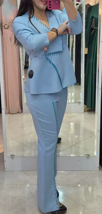 کت شلوار و کت تک|لباس|اصفهان, برازنده|دیوار