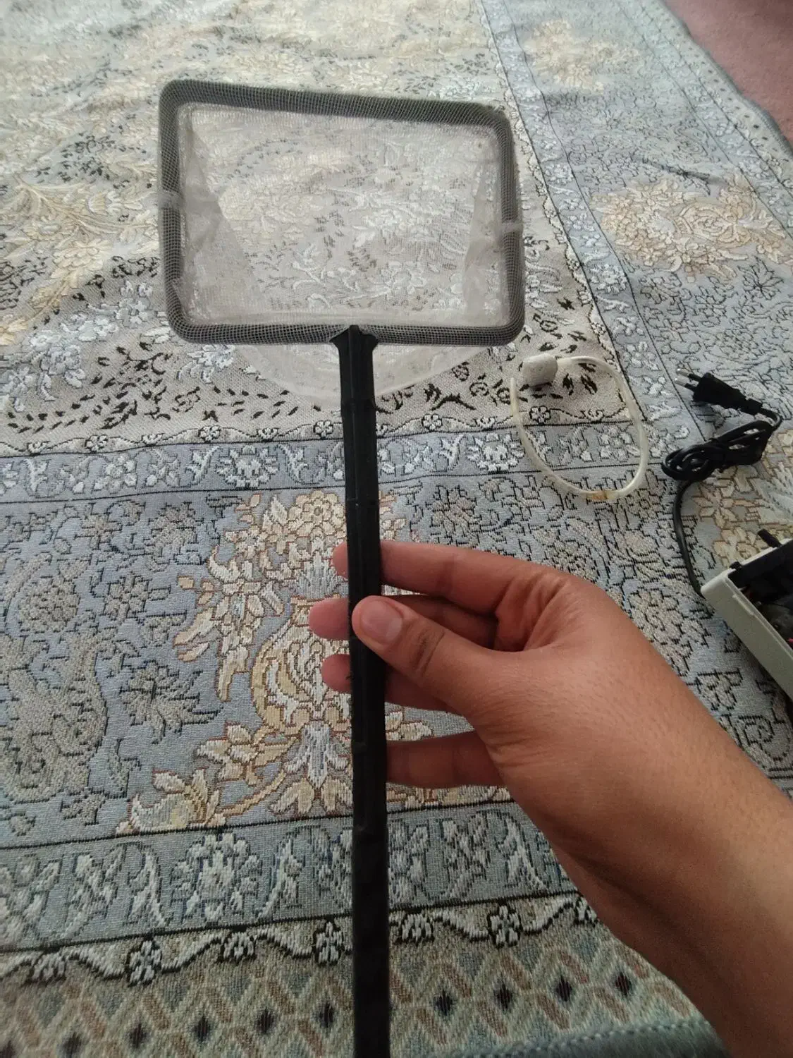 پمپ هوا باتری خور|ماهی|خزل, |دیوار