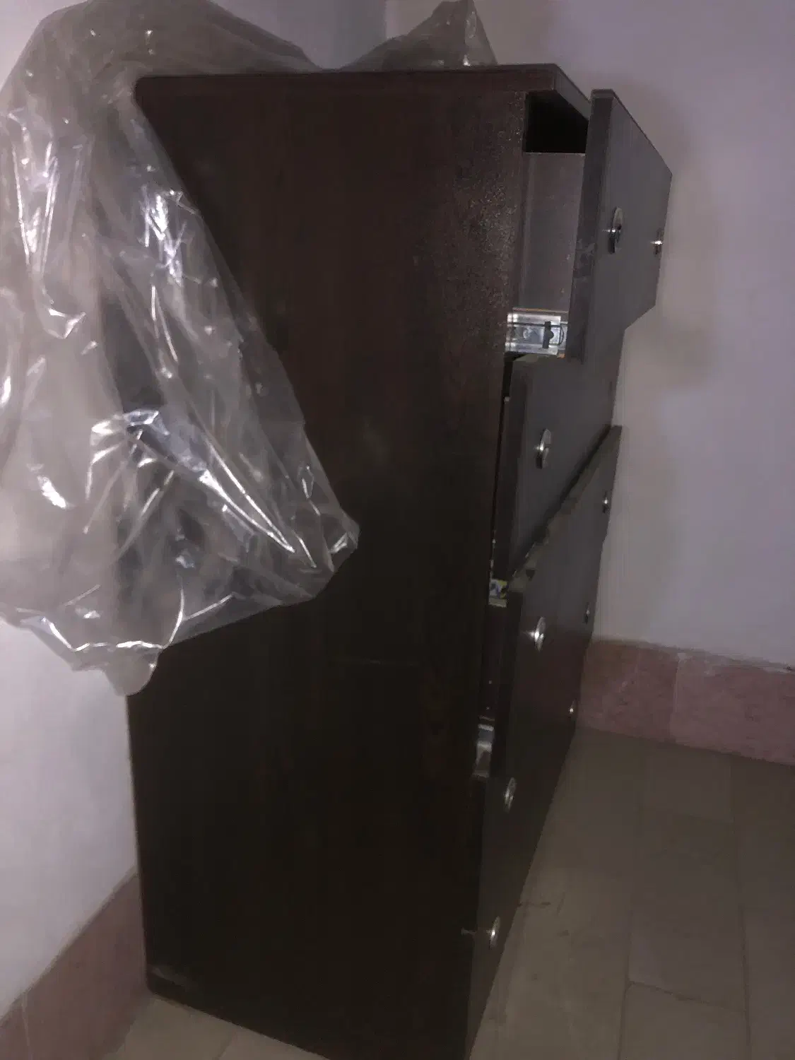 دراورپنج کشو کارکرده سالم فقط دوکشو ریل تعویض شود|جاکفشی، کمد، دراور|گرگان, |دیوار