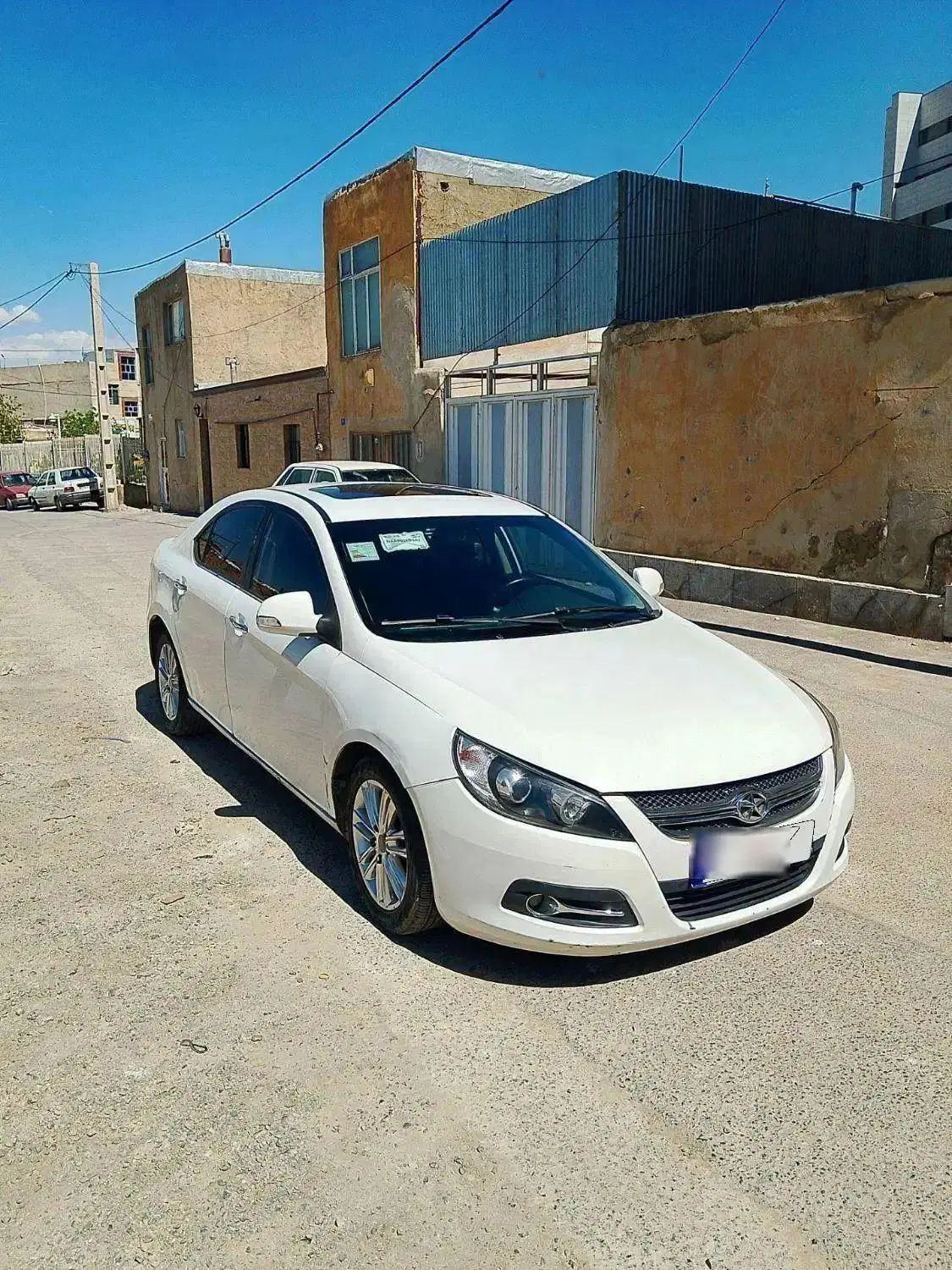 جک j5|خودرو سواری و وانت|همدان, |دیوار