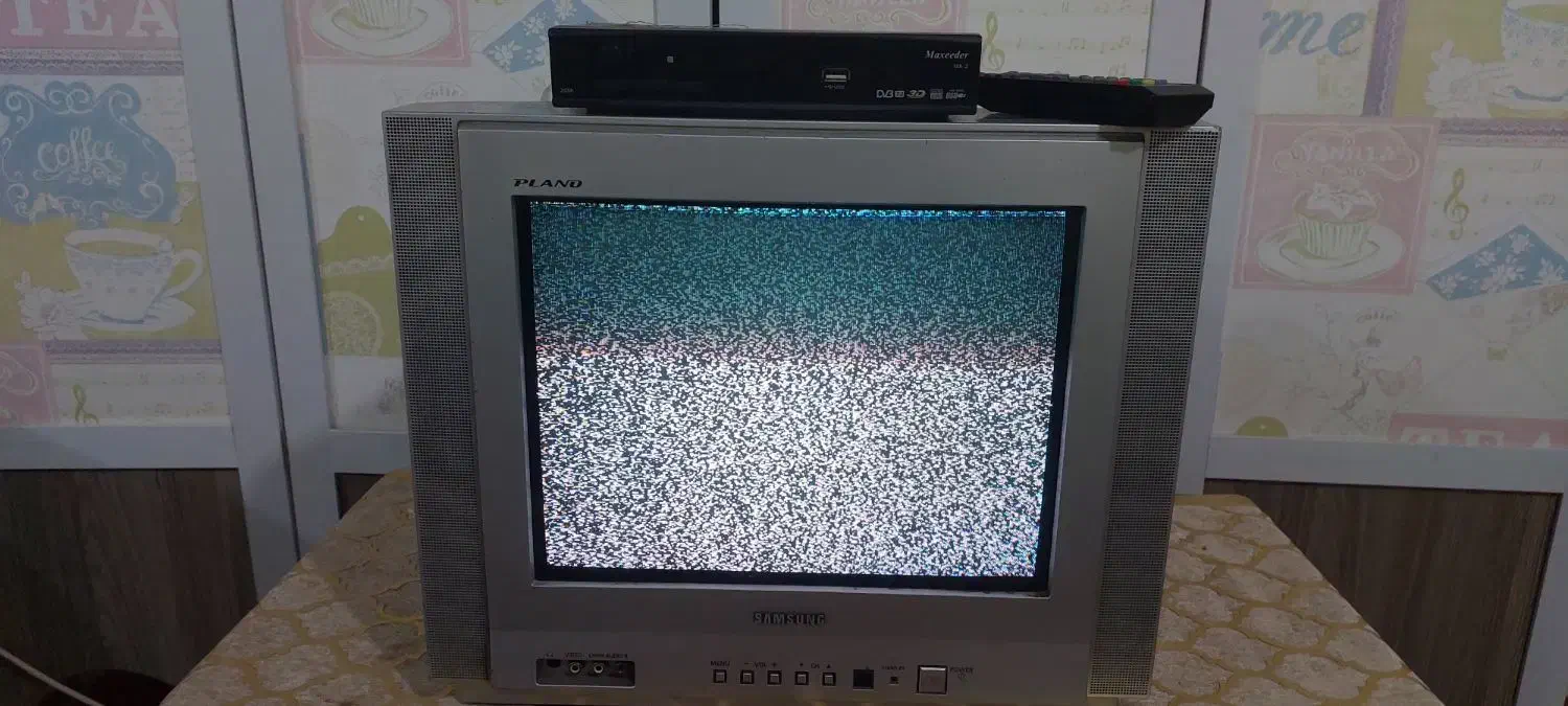 تی وی ۱۴|تلویزیون و پروژکتور|تهران, هاشمی|دیوار