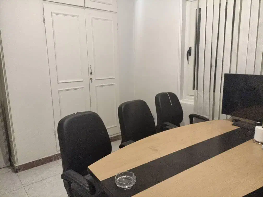 93مترکلید نخورده میرداماد فول امکانات