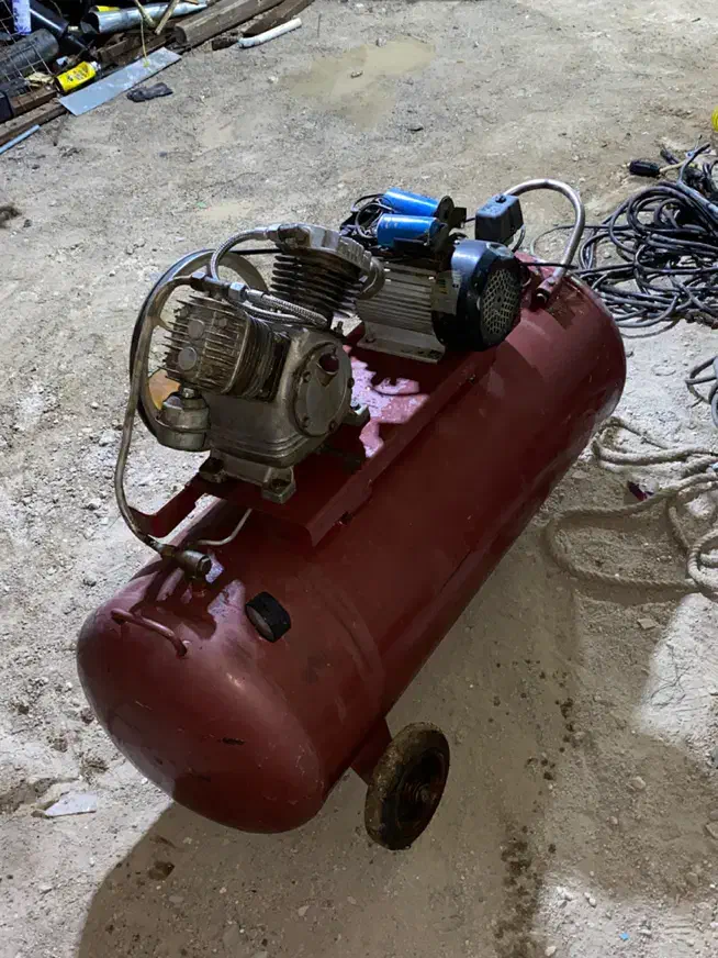 پمپ باد ۲۰۰ لیتری تک فاز|ابزارآلات|پاکدشت, حصار امیر|دیوار