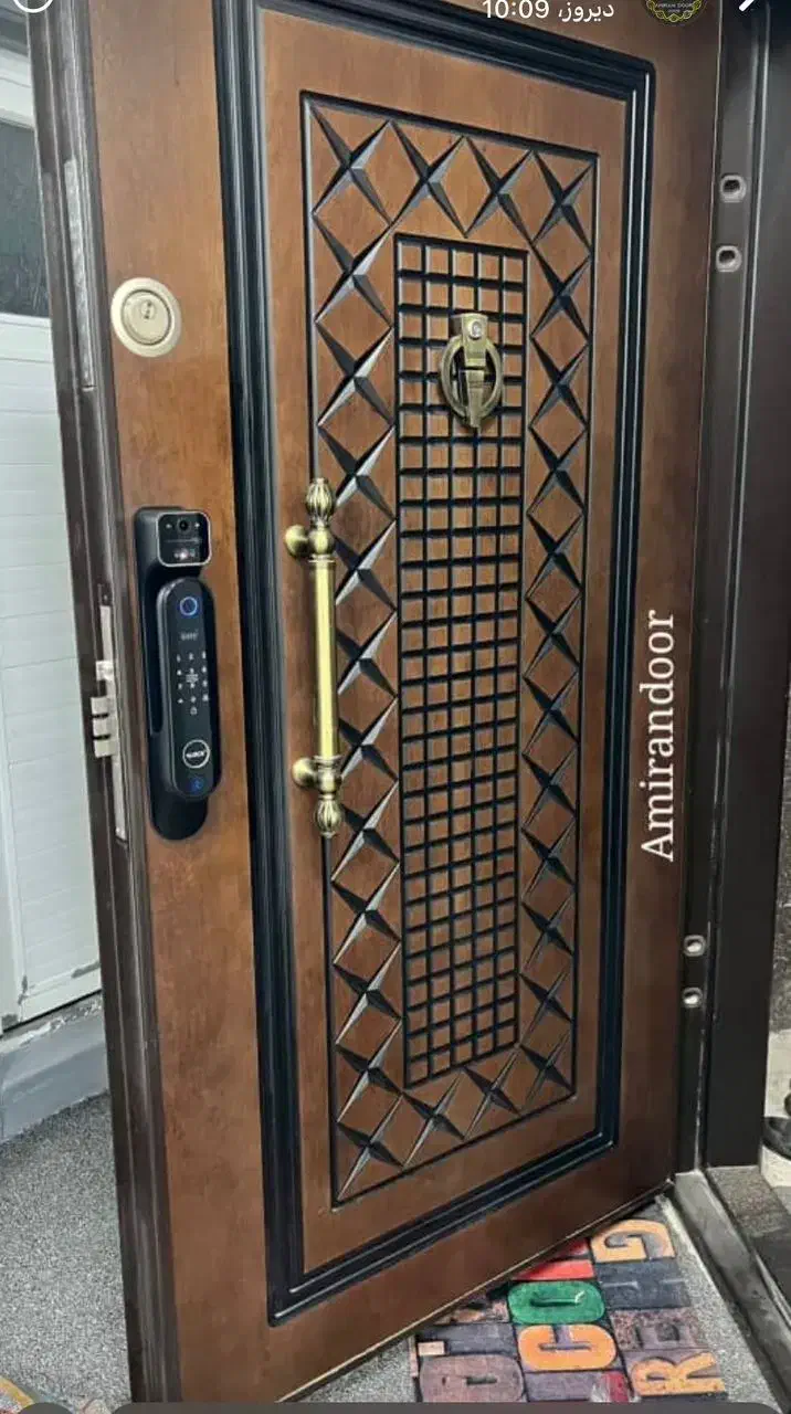 نصاب درب چوبی نصب درب ضد سرقت نصب دستگیره دیجیتال|خدمات پیشه و مهارت|کرمانشاه, |دیوار