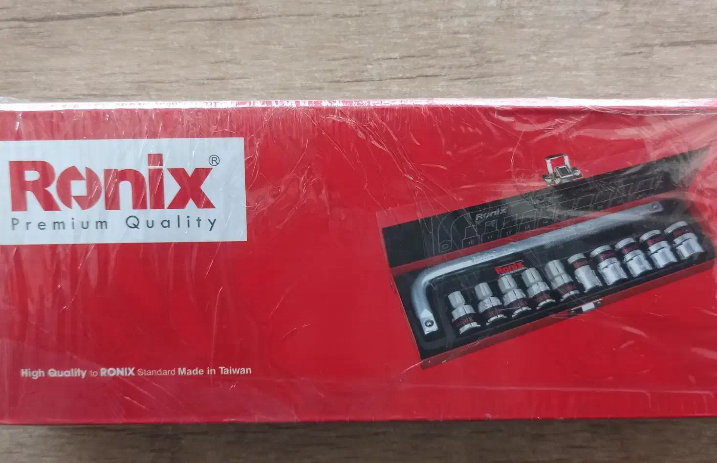 جعبه بکس رونیکس|ابزارآلات|لنجان, |دیوار