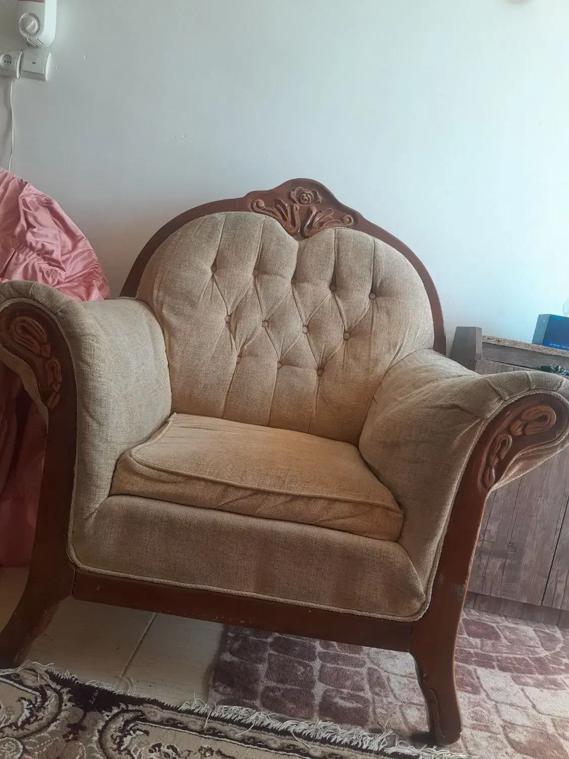 مبل|مبلمان خانگی و میز عسلی|بافق, |دیوار