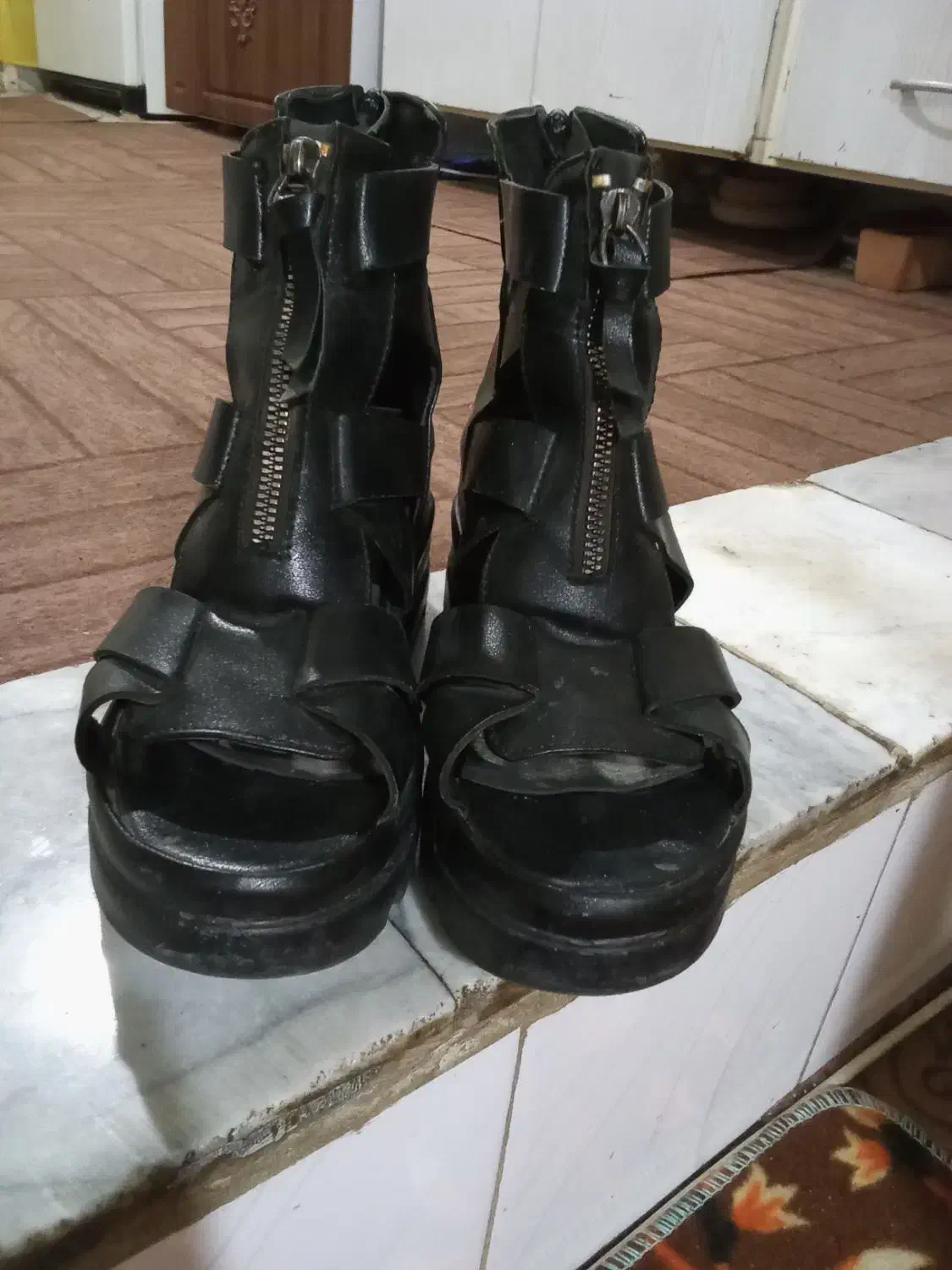 کفش زنانه سایز ۳۹|کیف، کفش، کمربند|چهارباغ, |دیوار