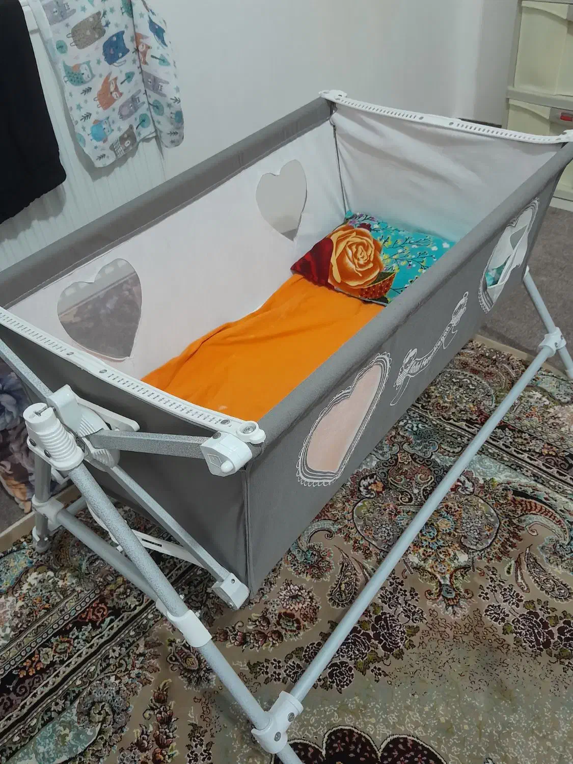 گهواره نوزاد|اسباب و اثاث بچه|سقز, |دیوار