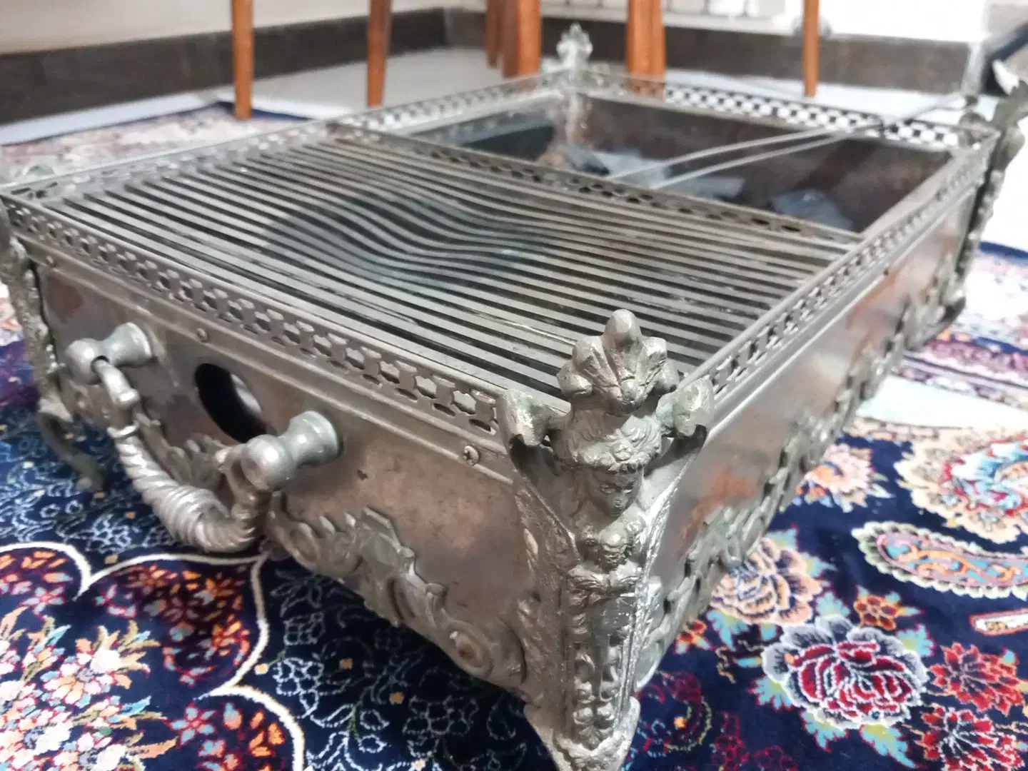 منقل ورشوخاص|کلکسیون اشیاء عتیقه|ملارد, |دیوار