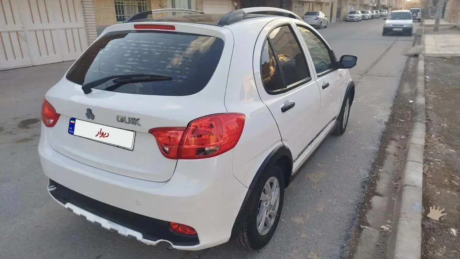 کوییکRمدل۱۴۰۱|خودرو سواری و وانت|شاهین‌شهر, عطار|دیوار