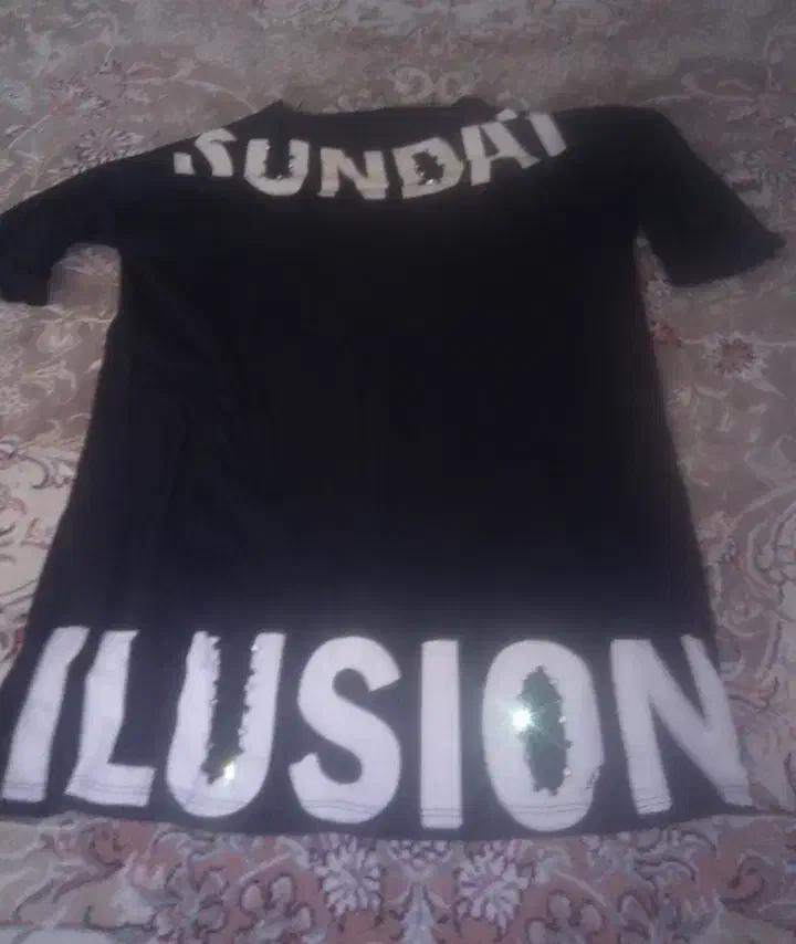 پیراهن و لباس|لباس|گرگان, |دیوار