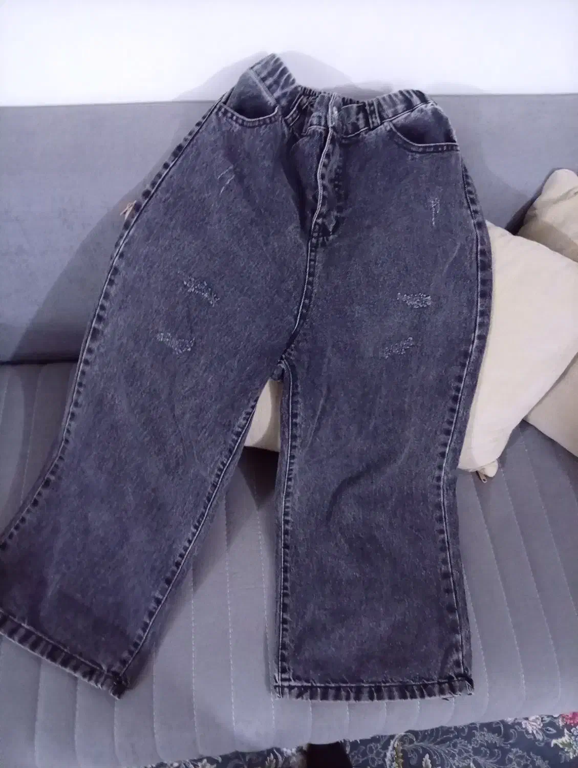 شلوار|لباس|مشهد, کشف|دیوار