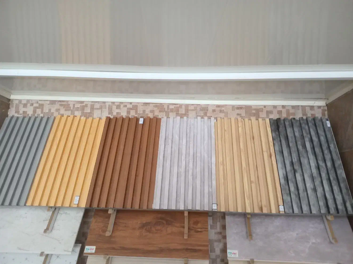 کارگر ساده . رنگکاری چوب|استخدام صنعتی، فنی، مهندسی|تنکابن, |دیوار