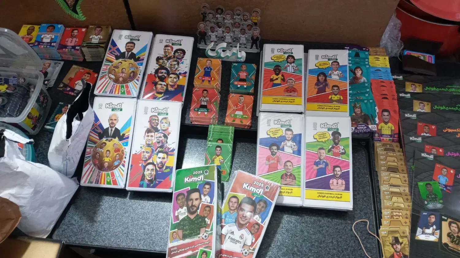 ۱۰۰۰ تا کیمدی همه جوره ۱۰ تا آلبوم . ۵ تا مجله و..|اسباب‌‌بازی|قم, ناصردیوان|دیوار