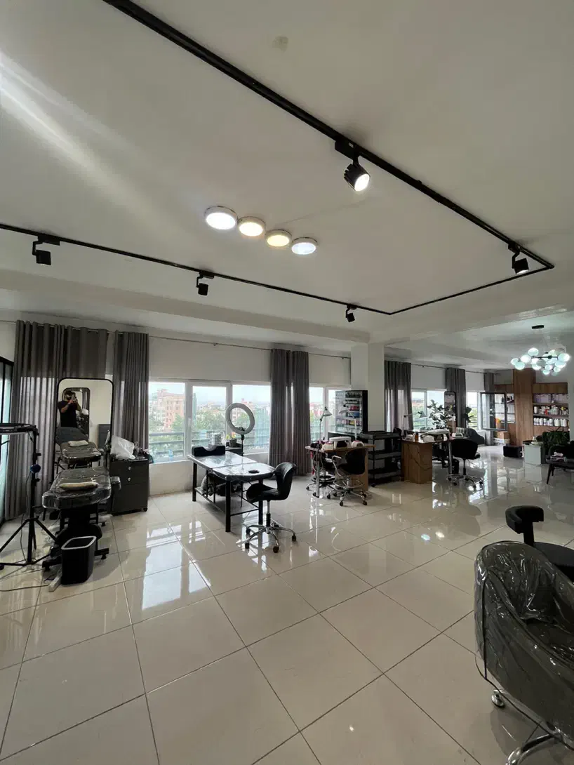 خدماتی ۲۵۰ متری بر اصلی عدالت|اجارهٔ دفتر کار، اتاق اداری، مطب|گرگان, |دیوار