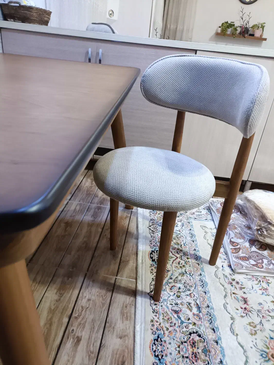 میز غذا خوری|میز و صندلی غذاخوری|اشنویه, |دیوار