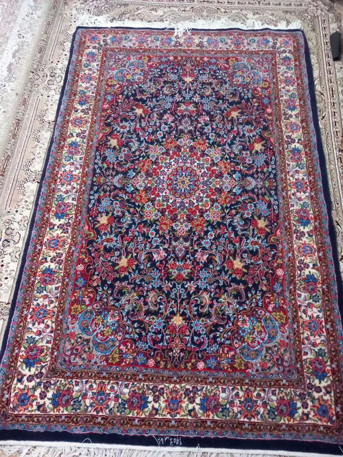 فرش ریزبافت گل ابریشم|فرش|نهاوند, |دیوار