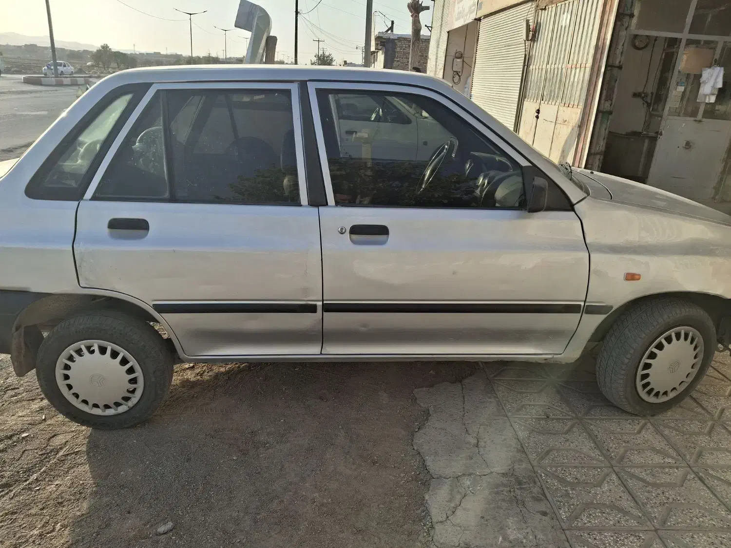 پراید کارمندی|خودرو سواری و وانت|تربتحیدریه, ترمینال|دیوار