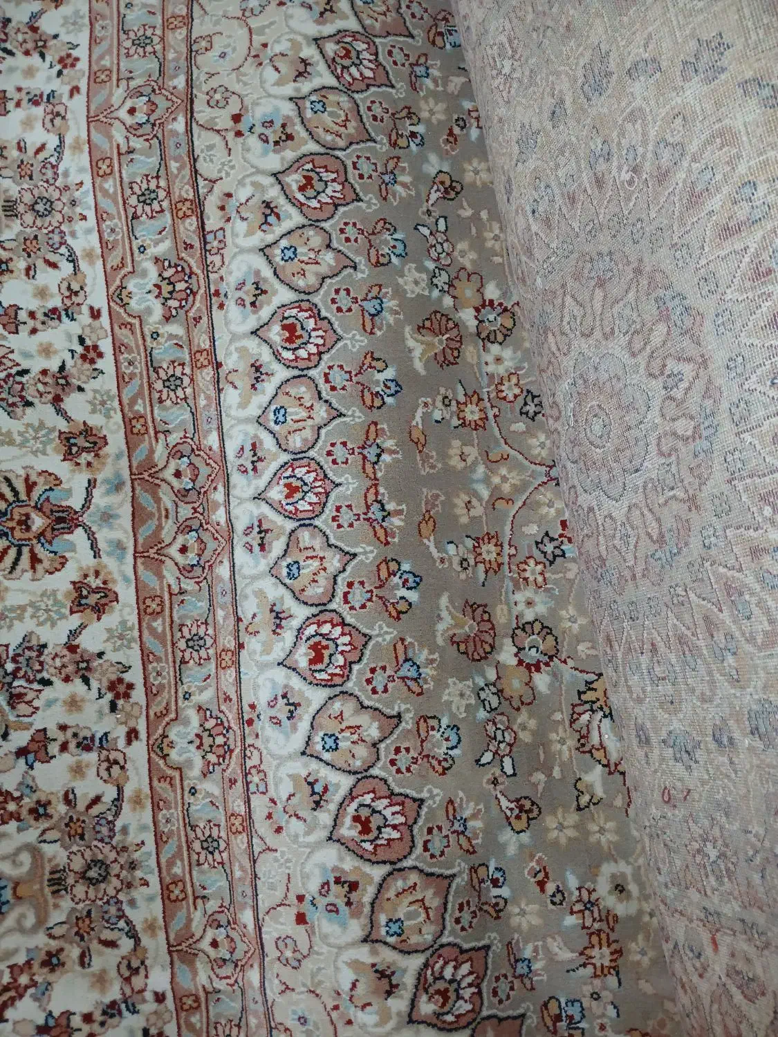 فرش ۱۲متری|فرش|تربت‌حیدریه, باغ سلطانی|دیوار