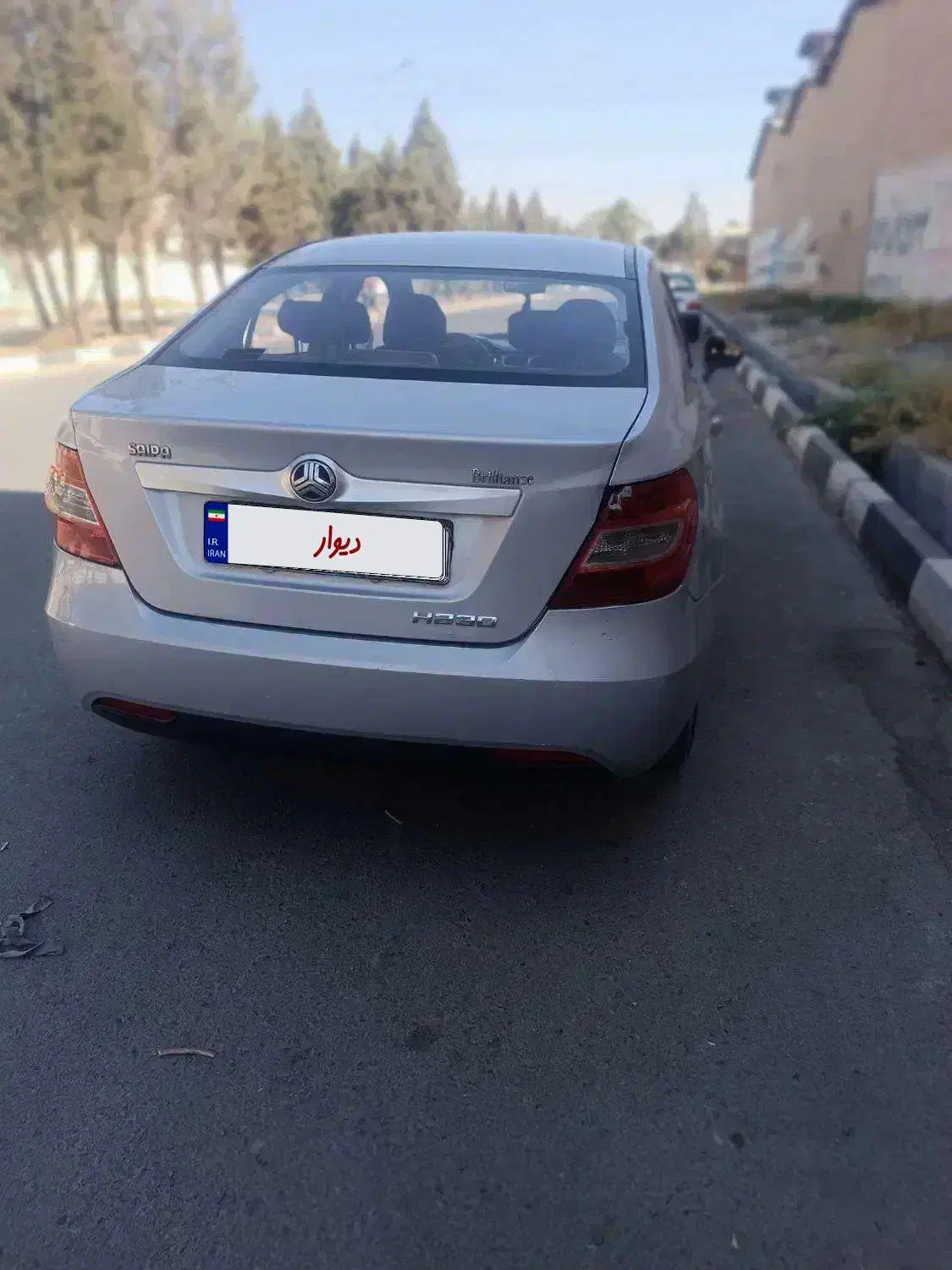 برلیانس H230 دنده‌ای، مدل ۱۳۹۵|خودرو سواری و وانت|اسلام‌شهر, زرافشان|دیوار