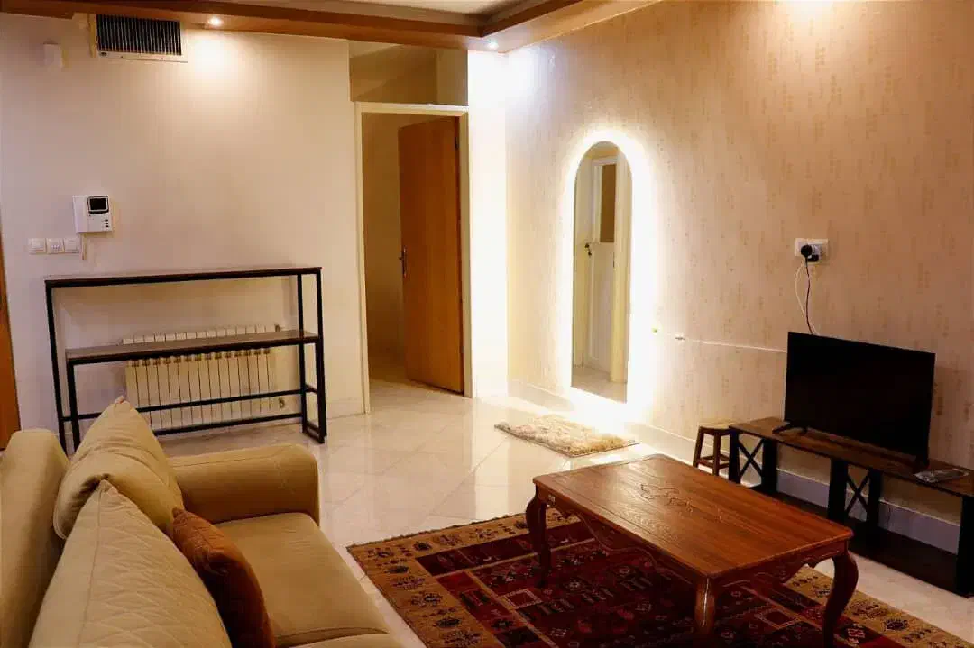 میز کامپیوتر و میز کار|میز تحریر و کامپیوتر|بروجن, |دیوار