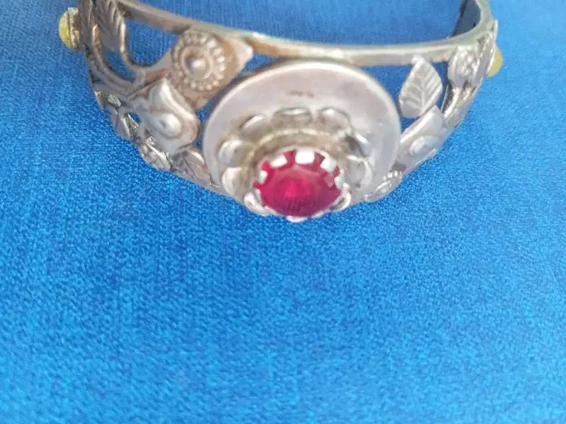 یاقوت سرخ|جواهرات|کرمان, |دیوار