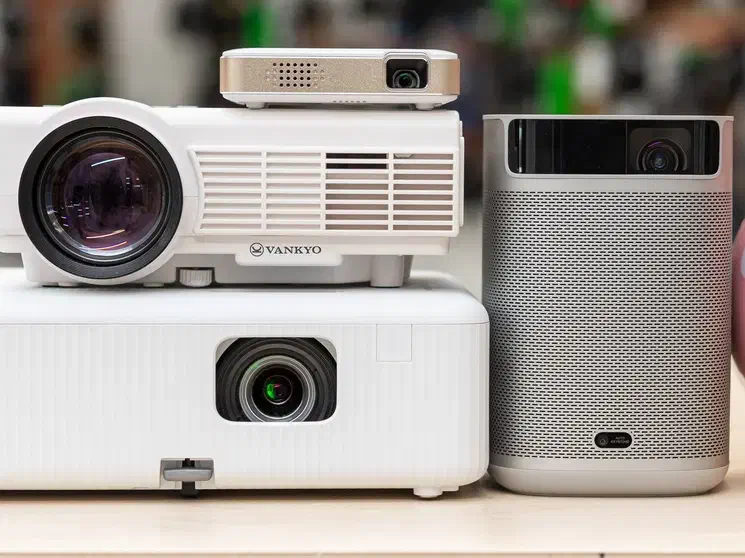 ویدیوپروژکتور اسمارت، بدون نیاز به پرده|تلویزیون و پروژکتور|تهران, سعادت‌آباد|دیوار