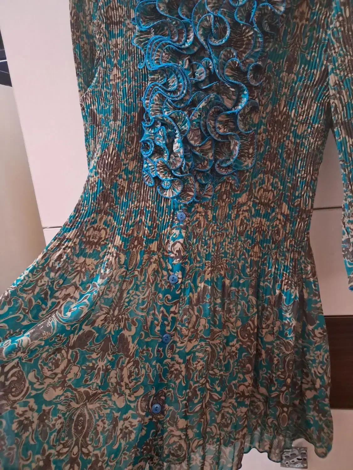 شومیز حریر پلیسه|لباس|نیشابور, میدان حافظ|دیوار