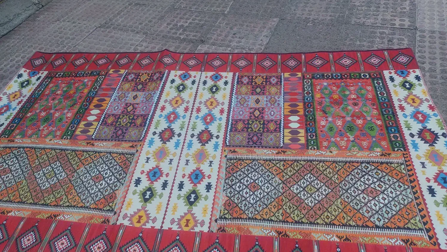 فرشینه|فرش|الوند, |دیوار