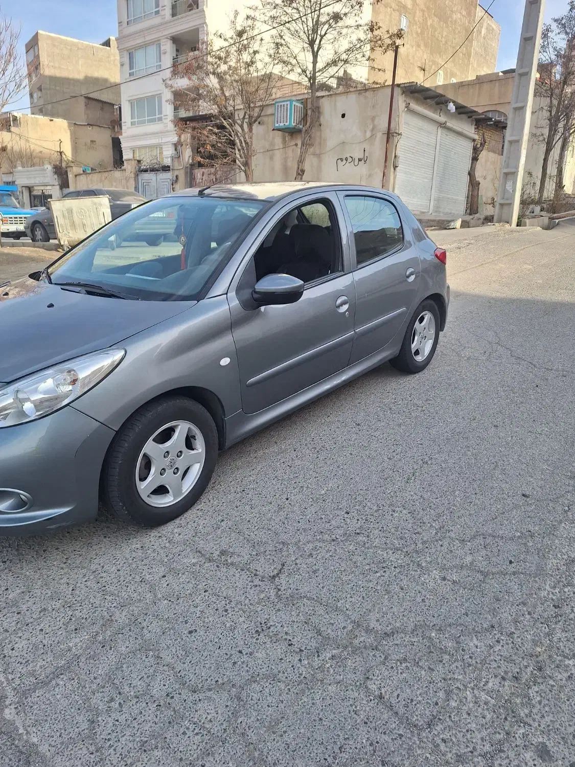 ۲۰۷مدل۹۰اتومات|خودرو سواری و وانت|محمدشهر, شهرک چمران|دیوار