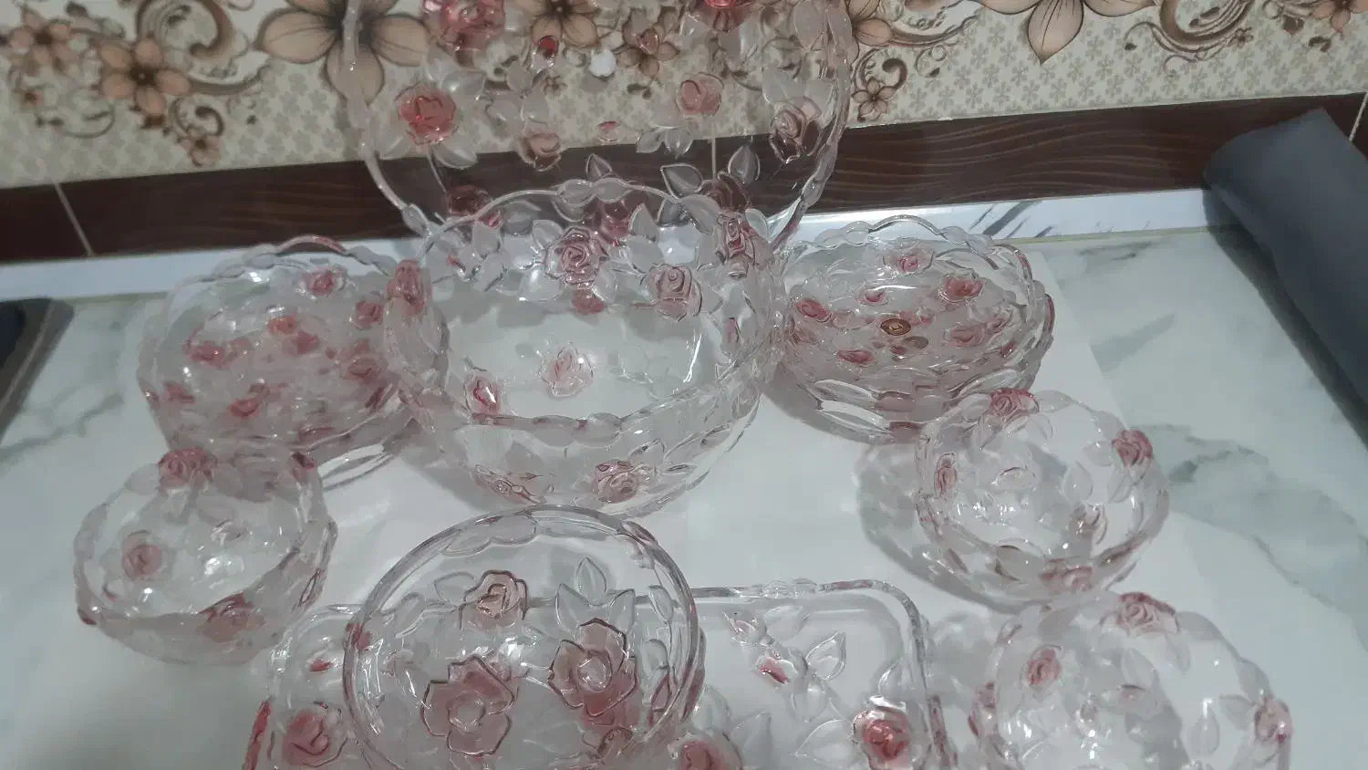 سرویس پذیرایی ناتاشا|ظروف سرو و پذیرایی|بناب, |دیوار