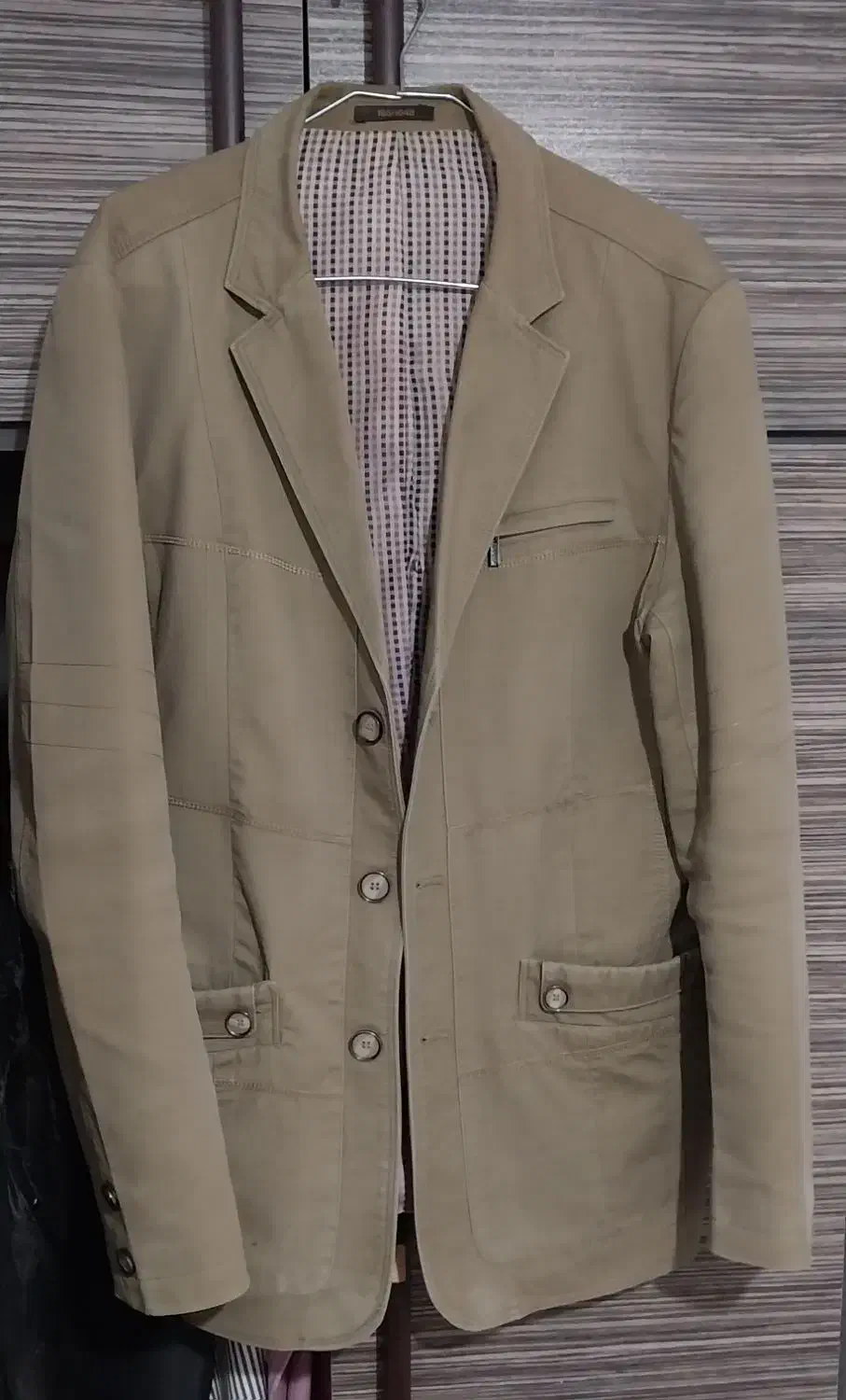 کت مردانه|لباس|رشت, پاره بیجار|دیوار