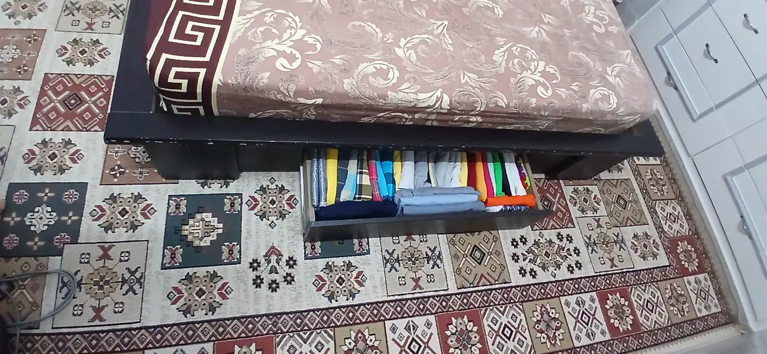 سرویس خواب|تخت و سرویس خواب|حمیدیا, |دیوار