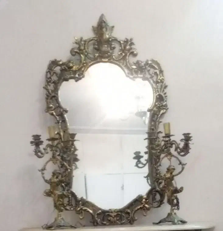 آینه و شمعدان برنز|آینه|فردیس, فردیس|دیوار