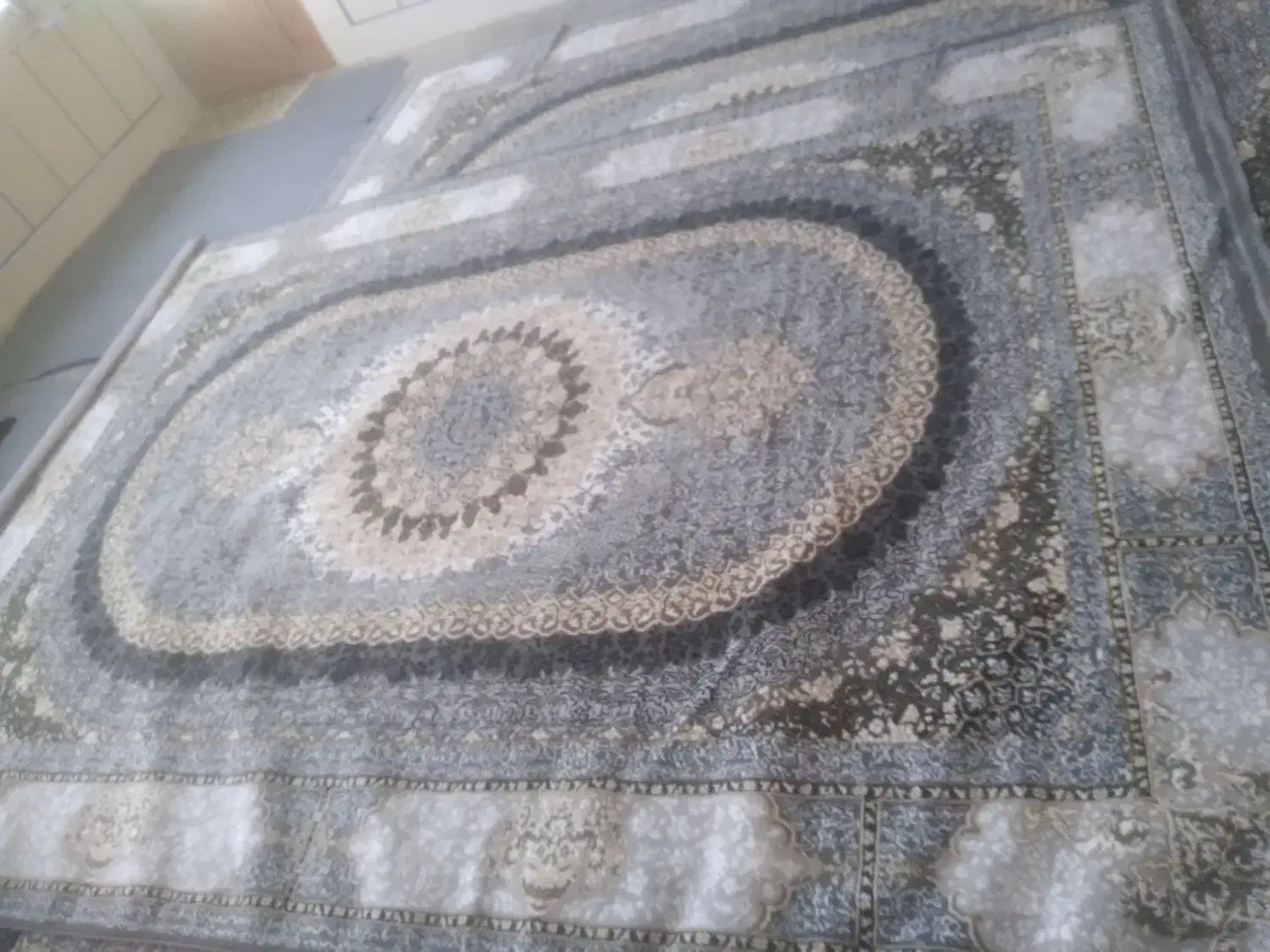 فروش یک عدد فرش کاملا نو|فرش|لردگان, |دیوار