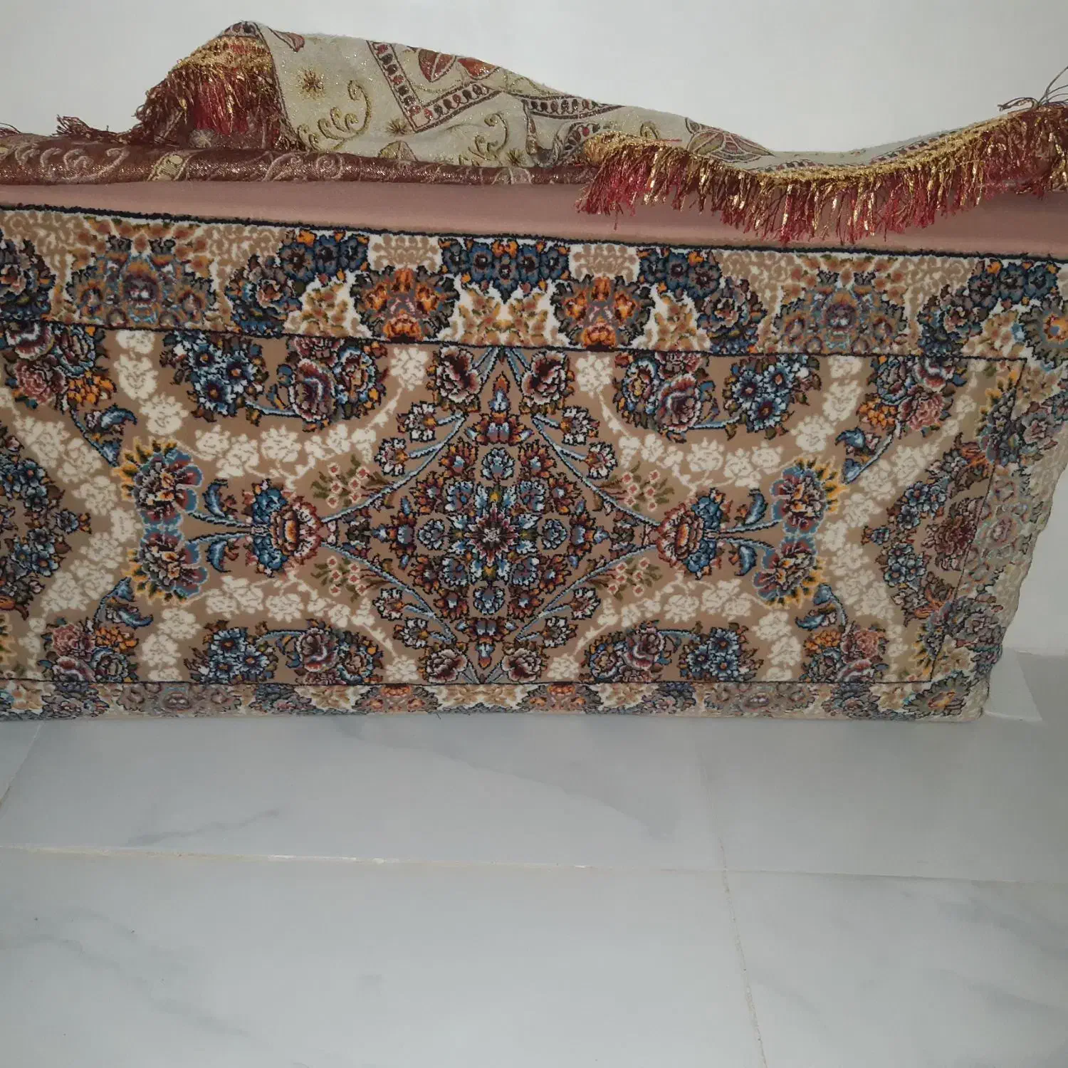 ۴ عدد پشتی سالم تمیز و نو|پشتی|مشهد, عسگریه|دیوار